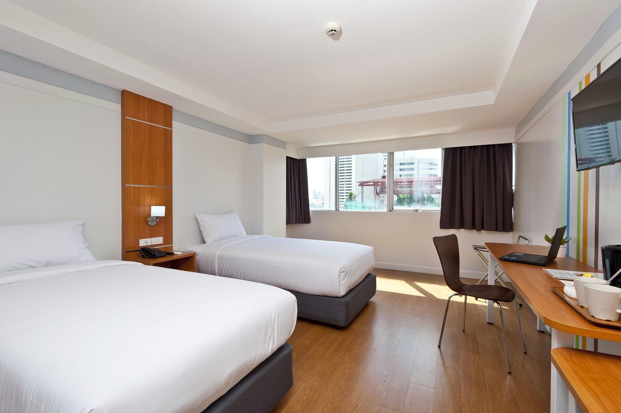 Anya Nana At Sukhumvit Bangkok Hotel Ngoại thất bức ảnh