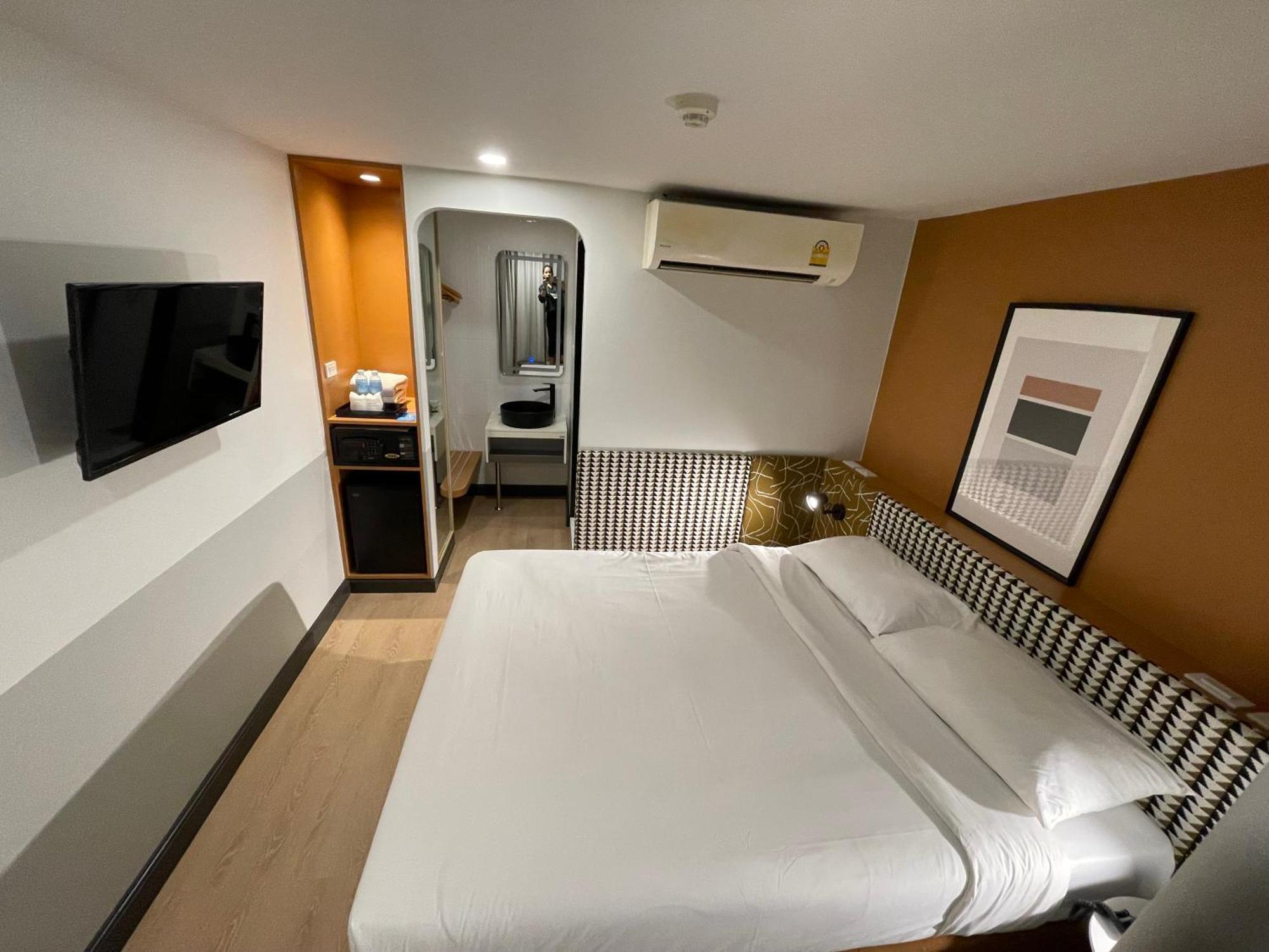 Anya Nana At Sukhumvit Bangkok Hotel Ngoại thất bức ảnh