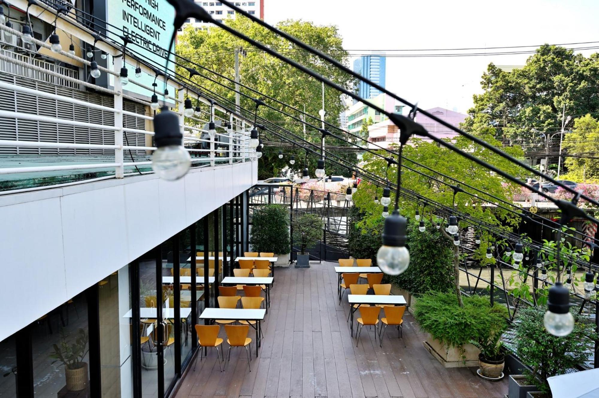 Anya Nana At Sukhumvit Bangkok Hotel Ngoại thất bức ảnh
